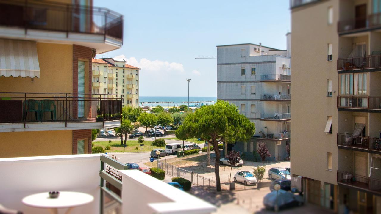 Hotel Raffaello Cesenatico Eksteriør billede